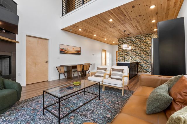 1253 Reedmont Way, Sevierville, TN 37876