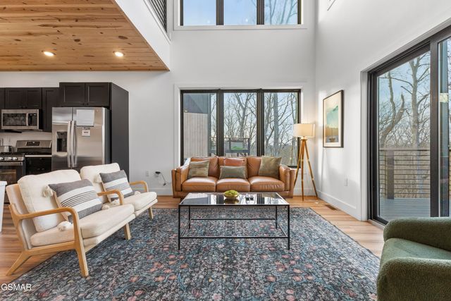 1253 Reedmont Way, Sevierville, TN 37876