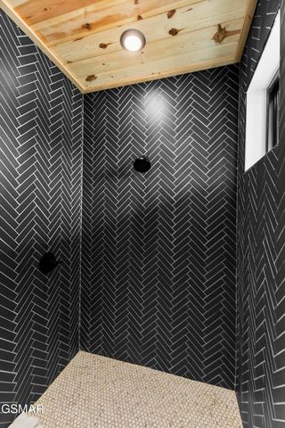 1253 Reedmont Way, Sevierville, TN 37876