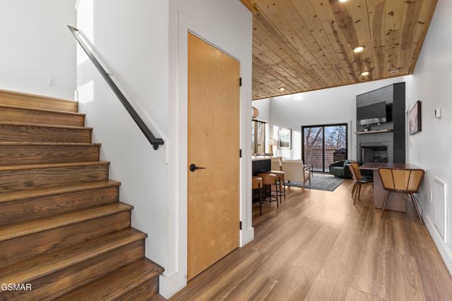 1253 Reedmont Way, Sevierville, TN 37876