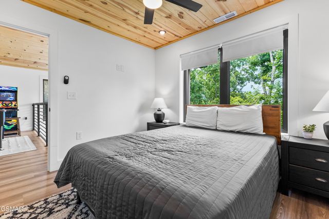 1253 Reedmont Way, Sevierville, TN 37876