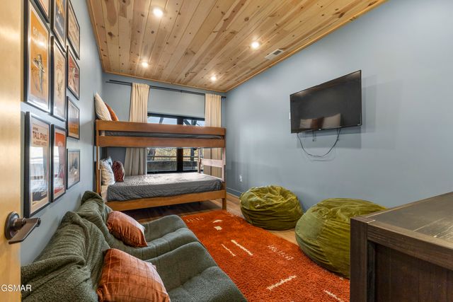 1253 Reedmont Way, Sevierville, TN 37876