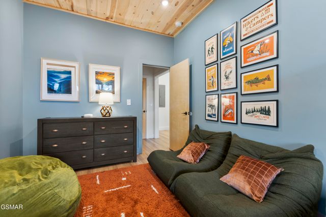 1253 Reedmont Way, Sevierville, TN 37876