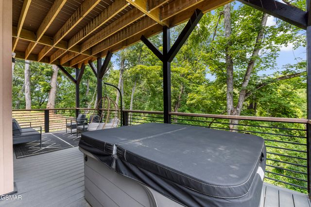 1253 Reedmont Way, Sevierville, TN 37876