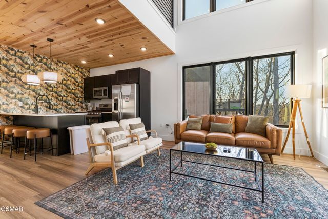 1253 Reedmont Way, Sevierville, TN 37876