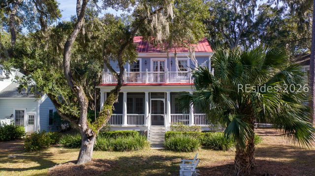 11 River Place Xing, Daufuskie Island, SC 29915