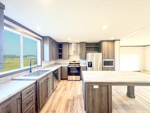 1129 Nimm Road, Red Boiling Springs, TN 37150