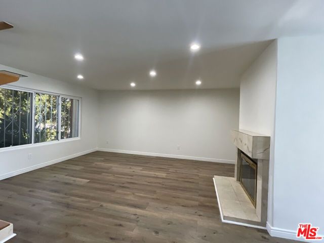 8576 Kelvin Avenue, Winnetka (los Angeles), CA 91306