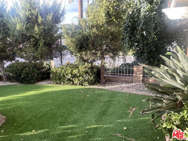 8576 Kelvin Avenue, Winnetka (los Angeles), CA 91306