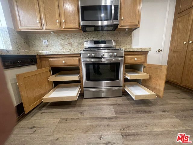 8576 Kelvin Avenue, Winnetka (los Angeles), CA 91306