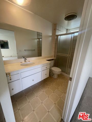 8576 Kelvin Avenue, Winnetka (los Angeles), CA 91306