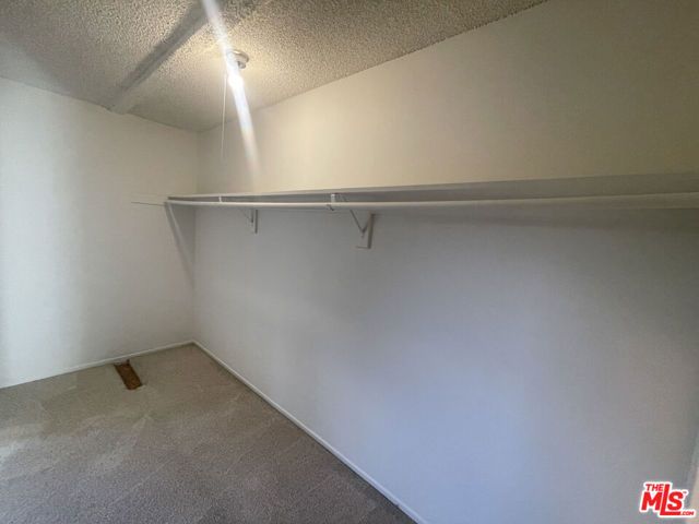 8576 Kelvin Avenue, Winnetka (los Angeles), CA 91306