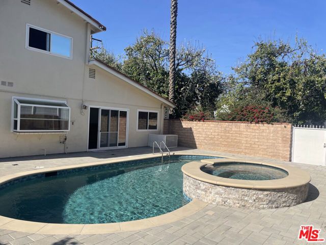 8576 Kelvin Avenue, Winnetka (los Angeles), CA 91306