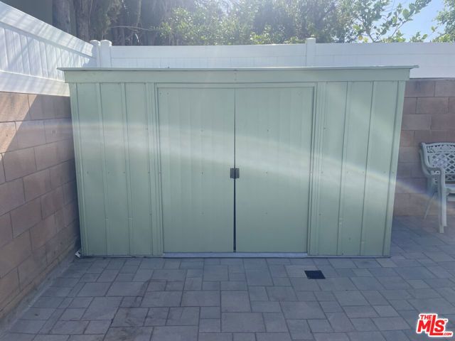 8576 Kelvin Avenue, Winnetka (los Angeles), CA 91306