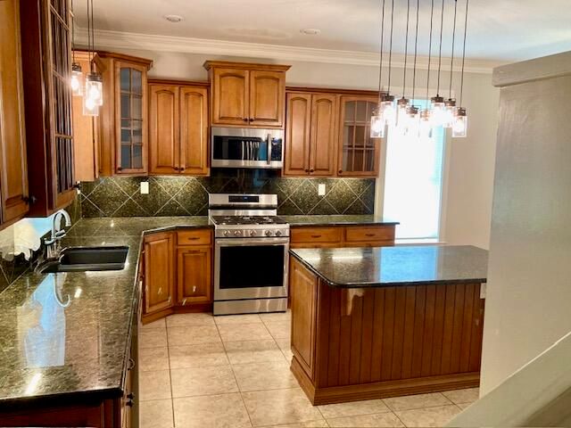 290 Crescent Drive, Defuniak Springs, FL 32435