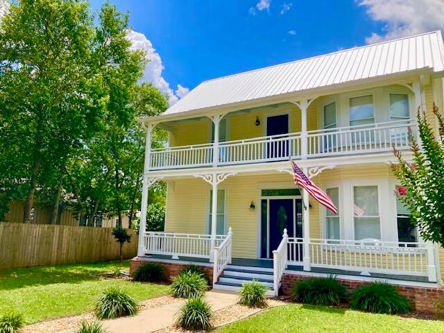 290 Crescent Drive, Defuniak Springs, FL 32435