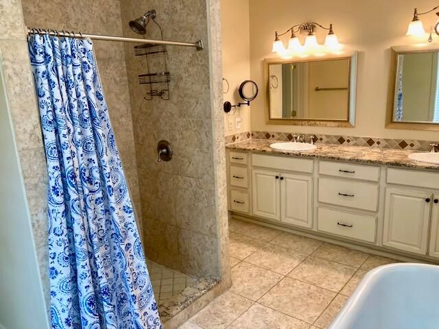 290 Crescent Drive, Defuniak Springs, FL 32435