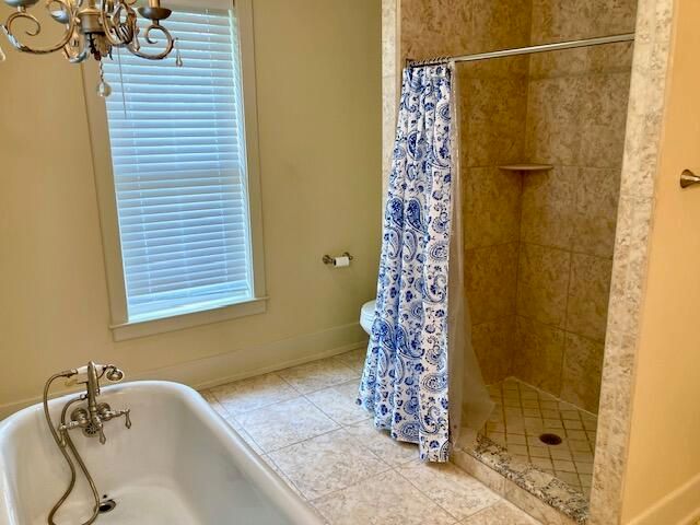 290 Crescent Drive, Defuniak Springs, FL 32435