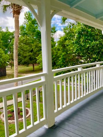 290 Crescent Drive, Defuniak Springs, FL 32435