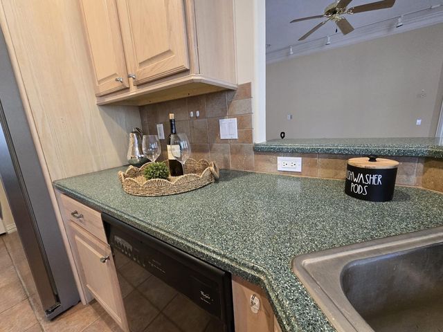 11110 S Reach, Montgomery, TX 77356