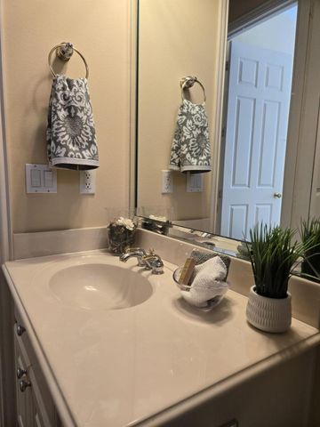 11110 S Reach, Montgomery, TX 77356