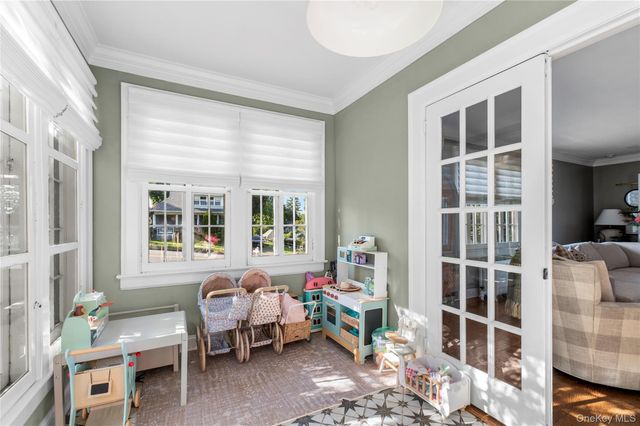 98 W Central Avenue, Pearl River, NY 10965