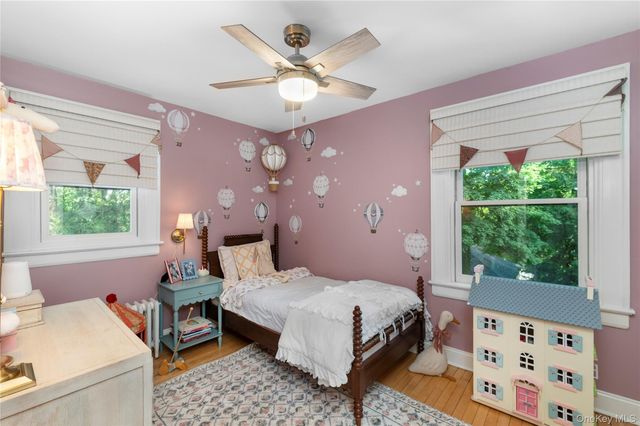 98 W Central Avenue, Pearl River, NY 10965