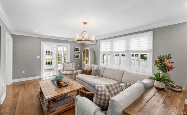 98 W Central Avenue, Pearl River, NY 10965