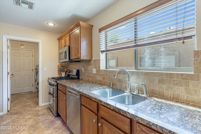 12971 N Desert Olive Drive, Oro Valley, AZ 85755