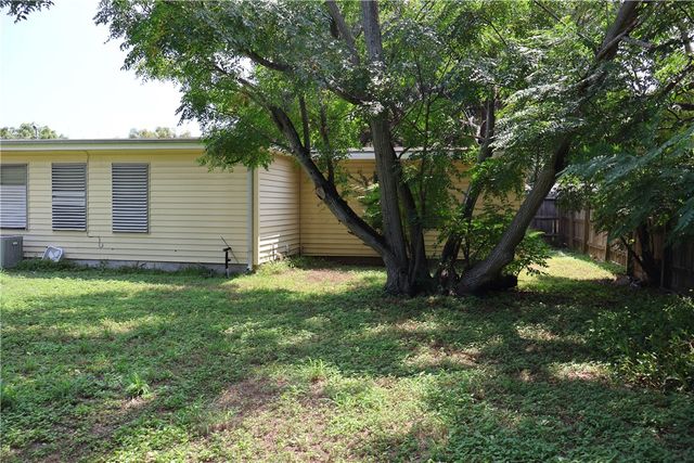 4825 Mable St, Corpus Christi, TX 78411