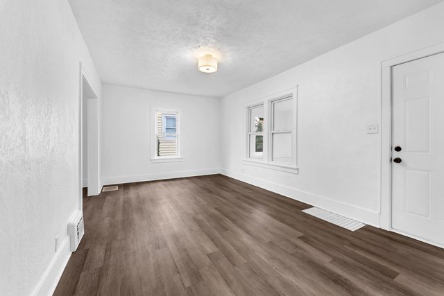 224 W Burnham Street, Battle Creek, MI 49015