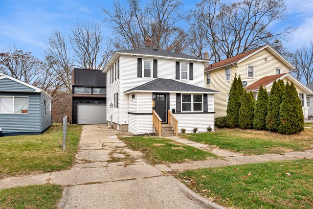 224 W Burnham Street, Battle Creek, MI 49015