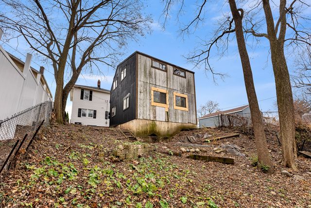 224 W Burnham Street, Battle Creek, MI 49015