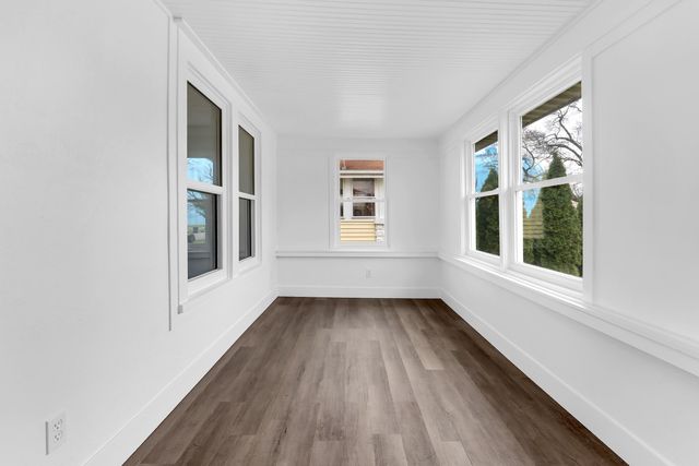 224 W Burnham Street, Battle Creek, MI 49015