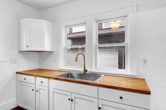 224 W Burnham Street, Battle Creek, MI 49015