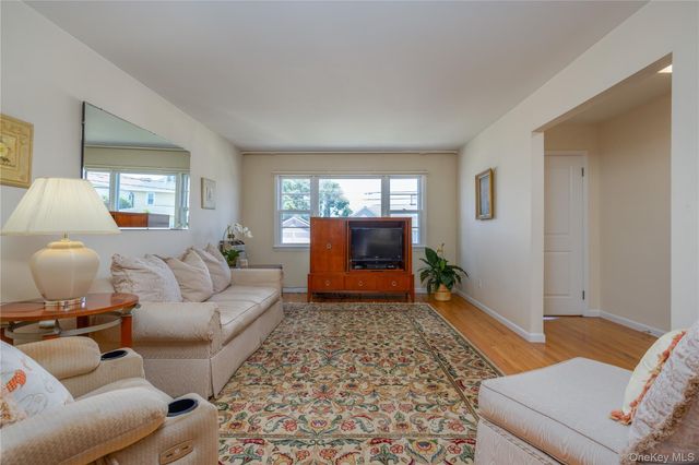 28 Hall Avenue, Eastchester, NY 10709