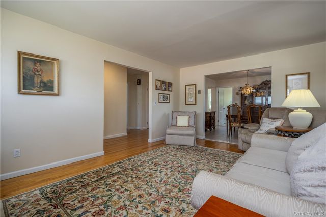 28 Hall Avenue, Eastchester, NY 10709