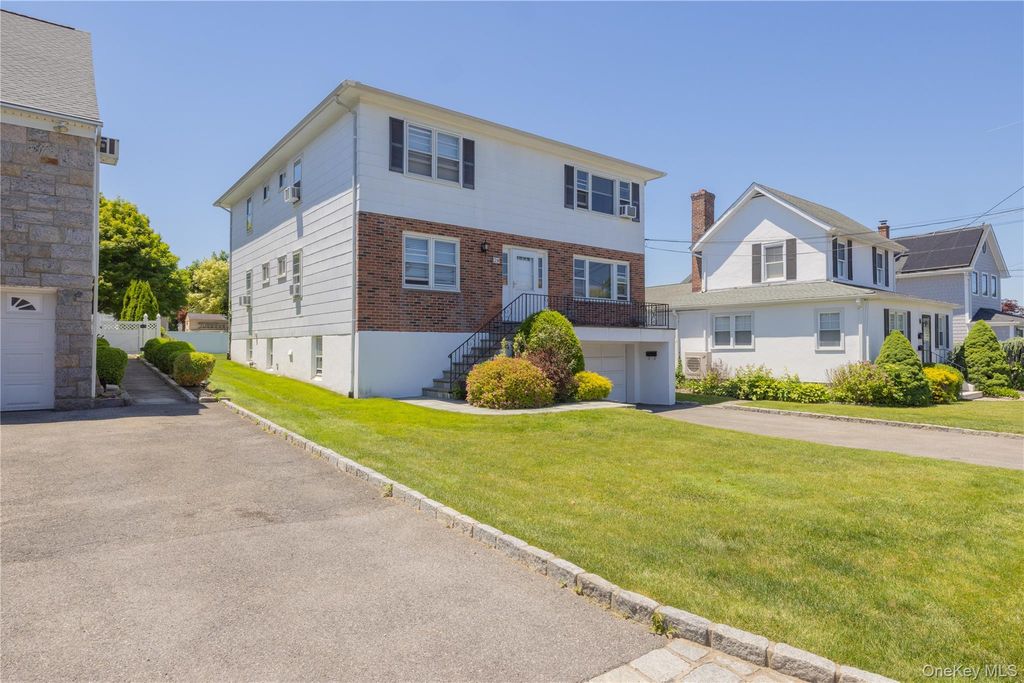 28 Hall Avenue, Eastchester, NY 10709 — photo 2