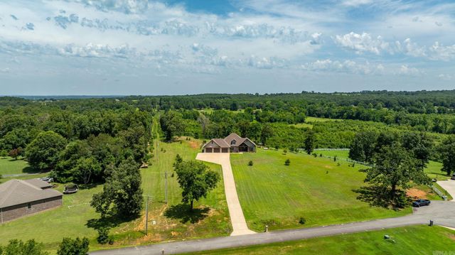 31 Winterberry Drive, Greenbrier, AR 72058