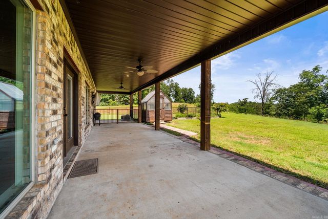 31 Winterberry Drive, Greenbrier, AR 72058
