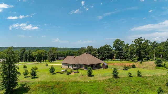 31 Winterberry Drive, Greenbrier, AR 72058