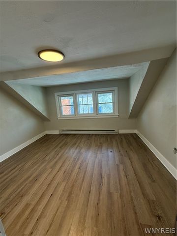 579 Crescent Avenue, Buffalo, NY 14214