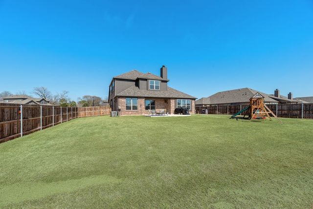 561 Randys Way, Pilot Point, TX 76258