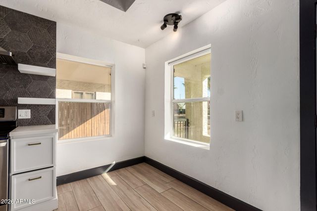 1616 E WILLETTA Street, Phoenix, AZ 85006