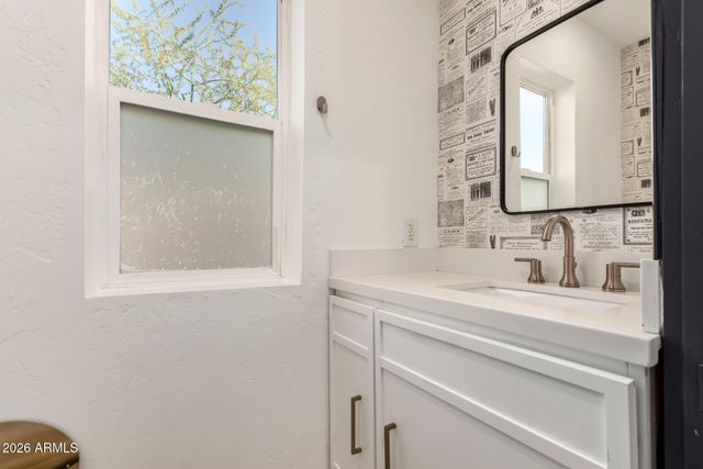 1616 E WILLETTA Street, Phoenix, AZ 85006