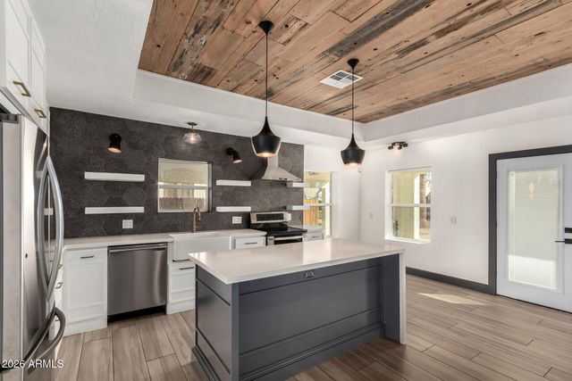 1616 E WILLETTA Street, Phoenix, AZ 85006