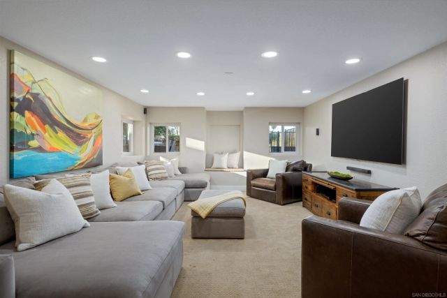 14026 Donart Dr, Poway, CA 92064