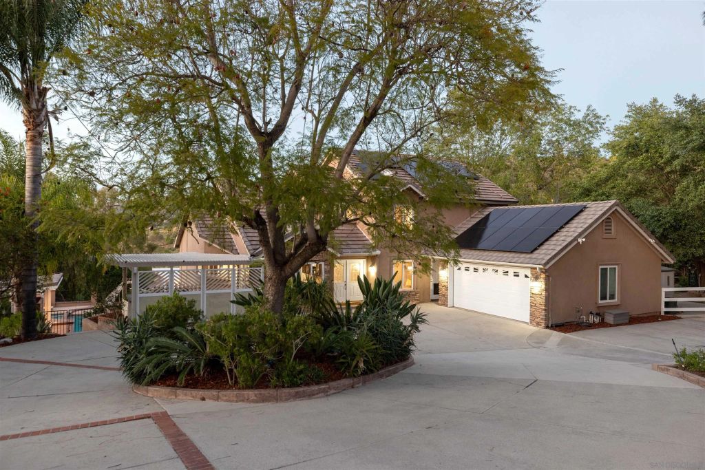 14026 Donart Dr, Poway, CA 92064