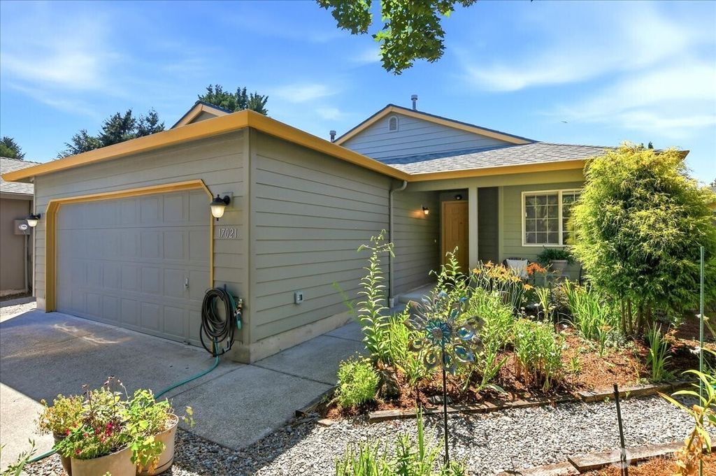 17021 SE 18th Street, Vancouver, WA 98683