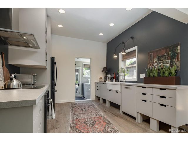 1432 S Washington St, Denver, CO 80210